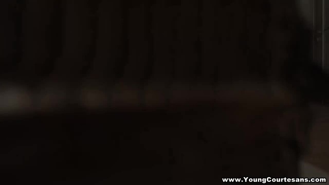 Телочка переспала с другом - #2