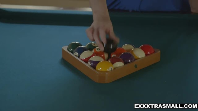 Молодая трахнулась с опытным мачо - #1